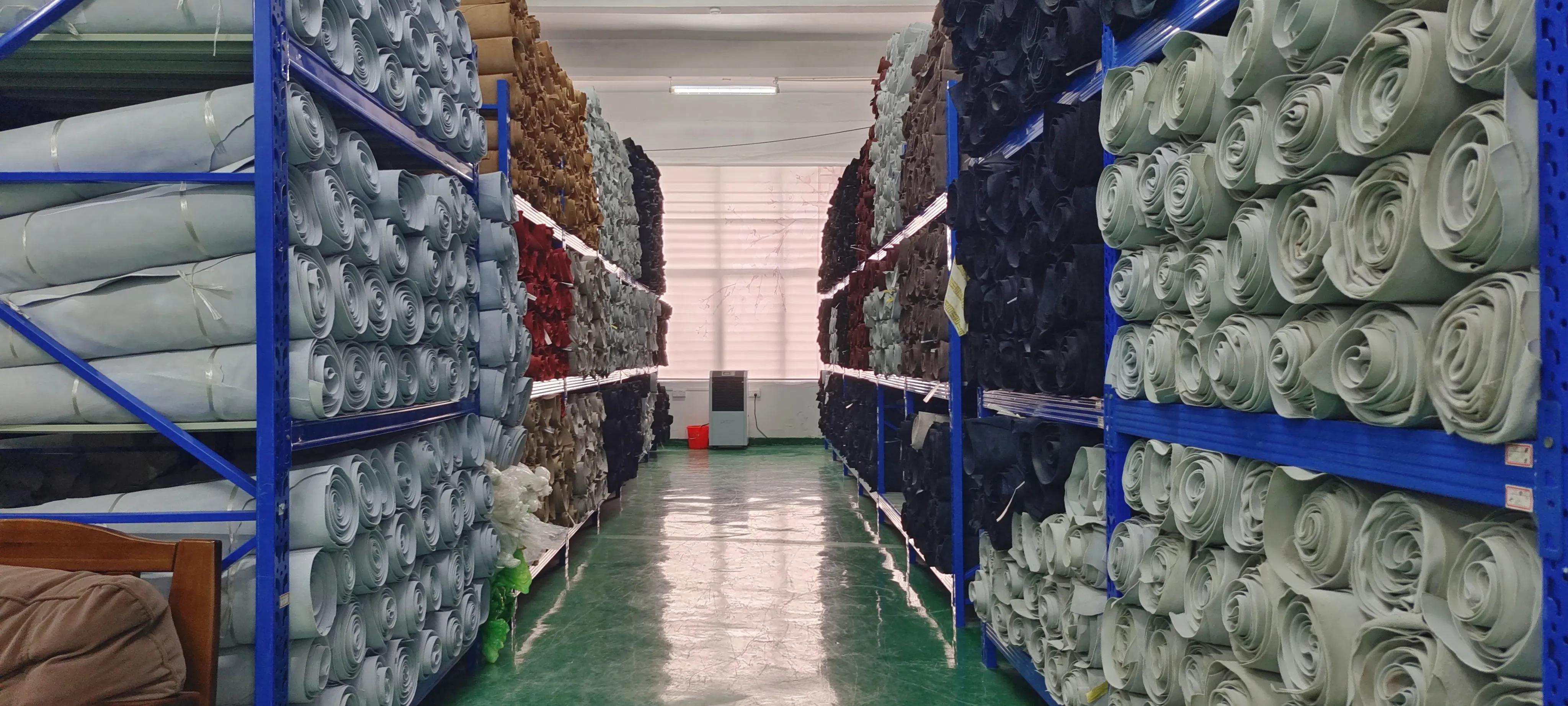 增進(jìn)交流 凝心聚力——東莞市河南商會(huì)厚街分會(huì)走訪會(huì)員企業(yè) 共探皮革制品銷售新路徑