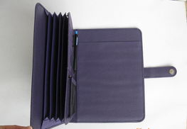 品質(zhì)與商務(wù)風(fēng)范的融合 廣州建達(dá)皮具制品廠供應(yīng)鱷魚(yú)紋經(jīng)理夾